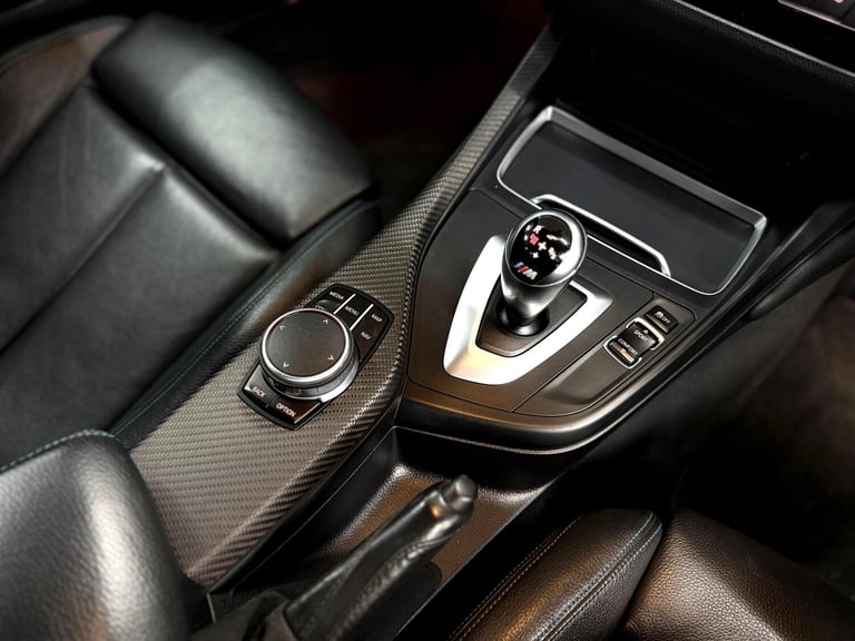 2018 BMW M2  3.0i DCT Euro 6 (s/s) 2dr M PERFORMANCE CARBON KIT &amp; INTERIOR COUPE Petrol Semi ...