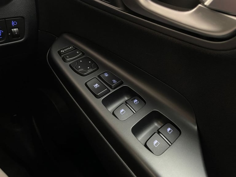 2021 Hyundai KONA 1.0 TGDi 48V MHEV Premium 5dr HATCHBACK PETROL Manual