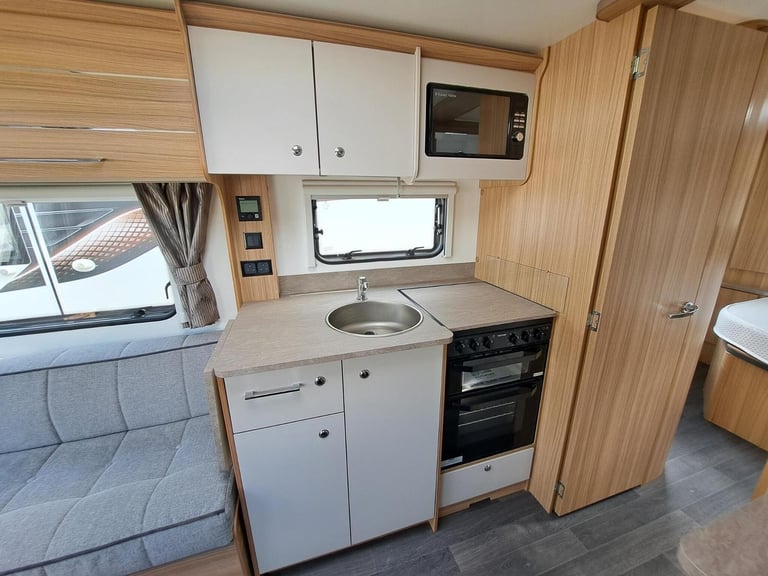 2024 Bailey Phoenix GT75 640