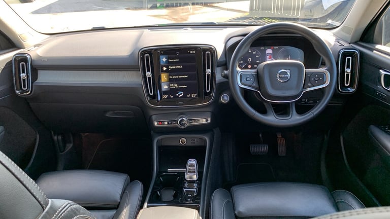 2022 Volvo XC40 1.5h T5 Recharge 10.7kWh Ultimate Bright SUV 5dr Petrol Plug-in Hybrid Auto SUV H...