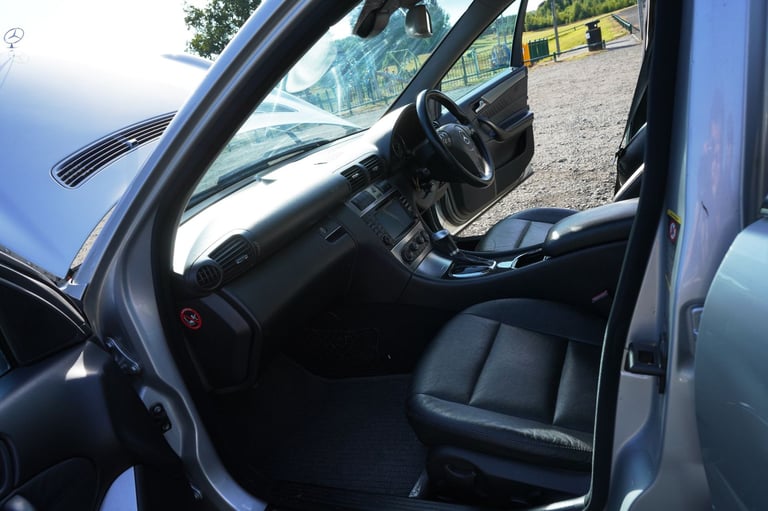 Mercedes-Benz, C CLASS, Saloon, 2004, Auto, 2685 (cc), 4 doors