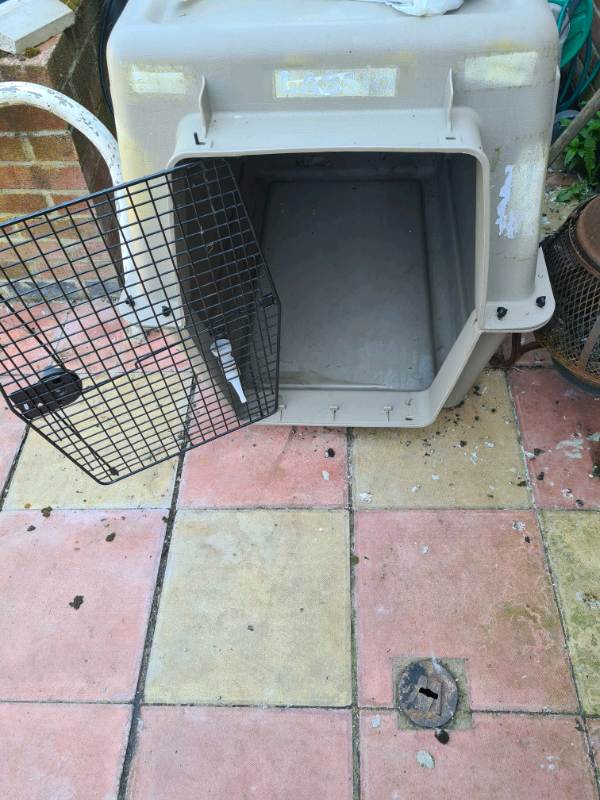 Xtra Large Dog Crate / Travel Kennel