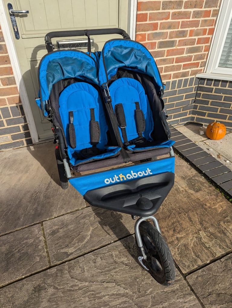Out n About Nipper Double V4 All Terrain Pushchair Buggy plus extras