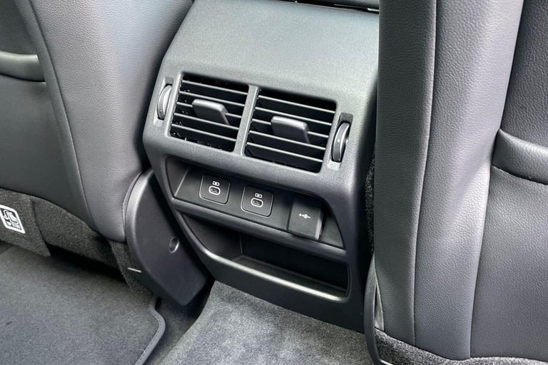 2025 Land Rover Discovery Sport 1.5 P270e 12.17kWh Dynamic SE SUV 5dr Petrol Plug-in Hybrid Auto ...