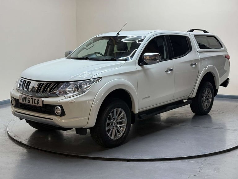 2016 Mitsubishi L200 2.4 DI-D DC Warrior 4WD Euro 5 4dr Pickup Diesel Manual