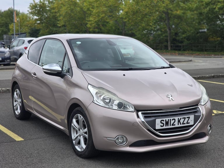 2012 Peugeot 208 1.4 VTi Allure Euro 5 3dr HATCHBACK Petrol Manual