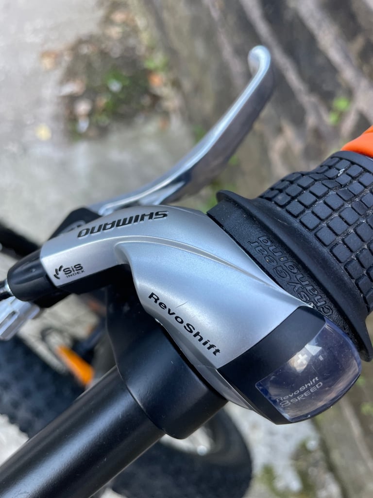 Premium brand ‘SCOTT’ Mountain Bike. For ages 8-11. Great condition. 