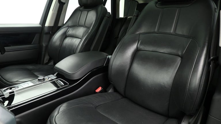 2020 Land Rover Range Rover 3.0 SD V6 Vogue SE SUV 5dr Diesel Auto 4WD Euro 6 (s/s) (275 ps) SUV ...