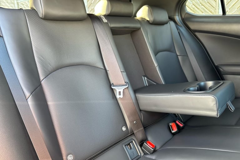 2025 Lexus UX 300h 2.0 F-Sport Takumi 5dr CVT SUV Hybrid Automatic