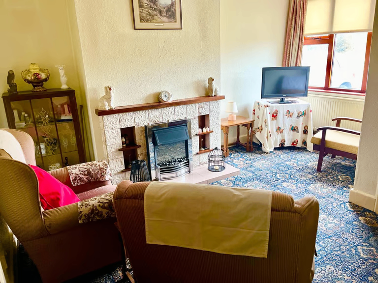 Spacious and Cosy Double Room for Rent in - BT71 6JS