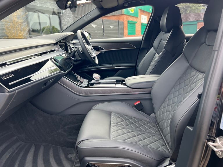 2022 72 Audi A8 3.0 V6 TFSie 60 S-Line Quattro 462ps
