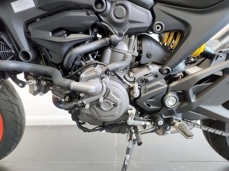 2023 Ducati Monster 937 Aviator Grey 583 Miles 1 Owner | £124 Dep & £124 pcm