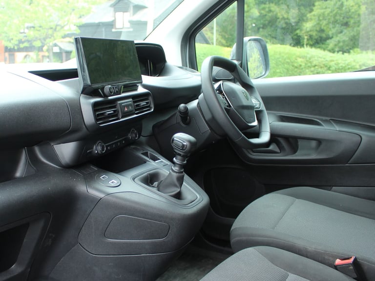 2024 Peugeot Partner 1.5 BlueHDi 1000 Asphalt Standard Panel Van 5dr Diesel