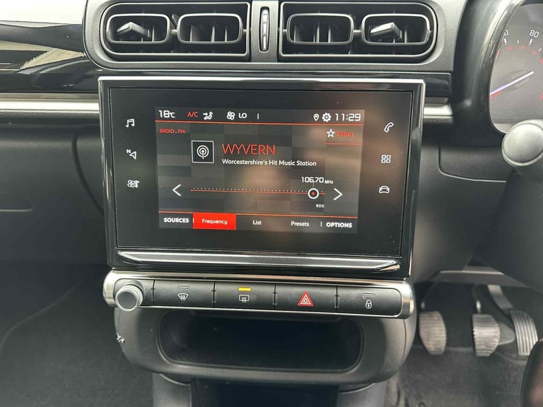 2018 Citroen C3 1.2 PureTech 82 Feel 5dr ULEZ FREE!! APPLEPLAY!! LOVELY LOW MILEAGE!!  HATCHBACK ...