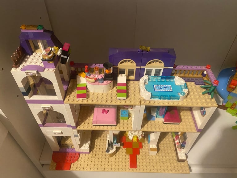 Lego Friends Grand Hotel 41101