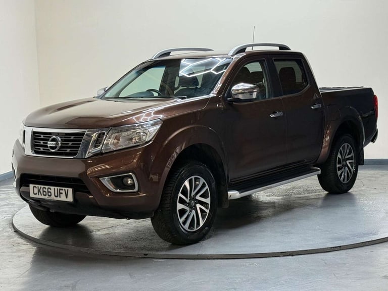 2016 Nissan Navara Double Cab Pick Up Tekna 2.3dCi 190 4WD Auto PICK UP DIESEL Automatic