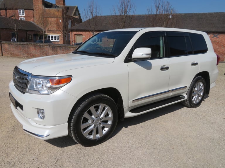TOYOTA LAND CRUISER ZX 4.6 V8 PETROL AUTO - 2015 - 41K MLS - 1 OWNER 