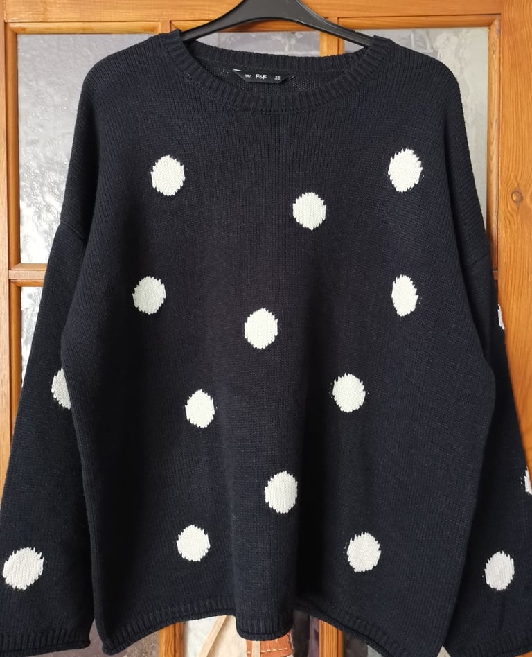 image for Size 22 Ladies Jumper