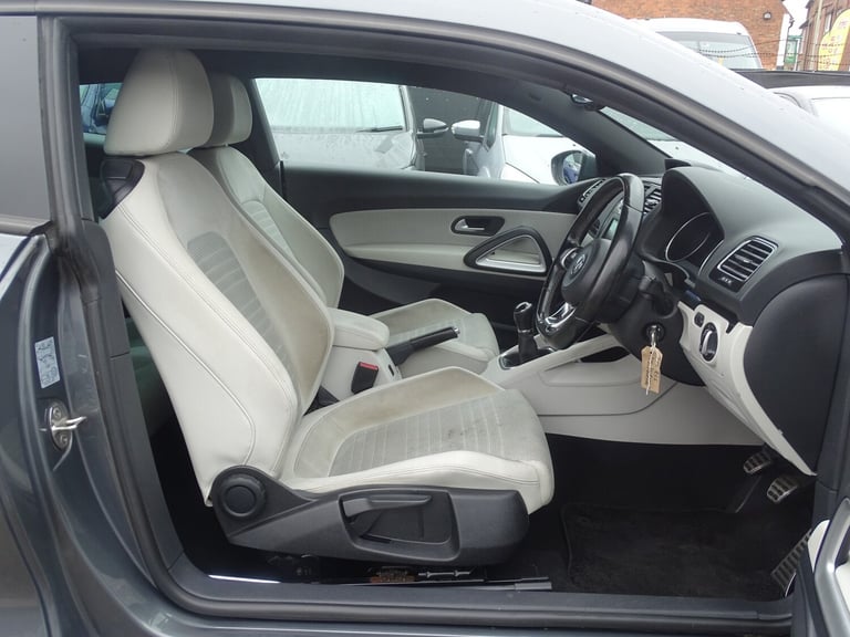 VOLKSWAGEN SCIROCCO 2.0 TDI BlueMotion Tech GT Grey Manual Diesel 2015