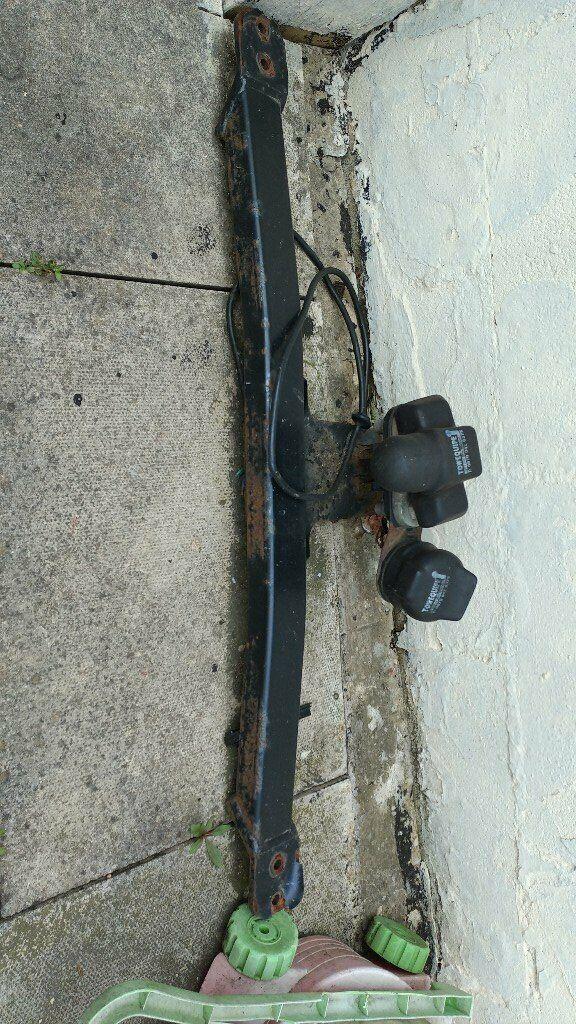 image for Car towbar PRICE DROPPED