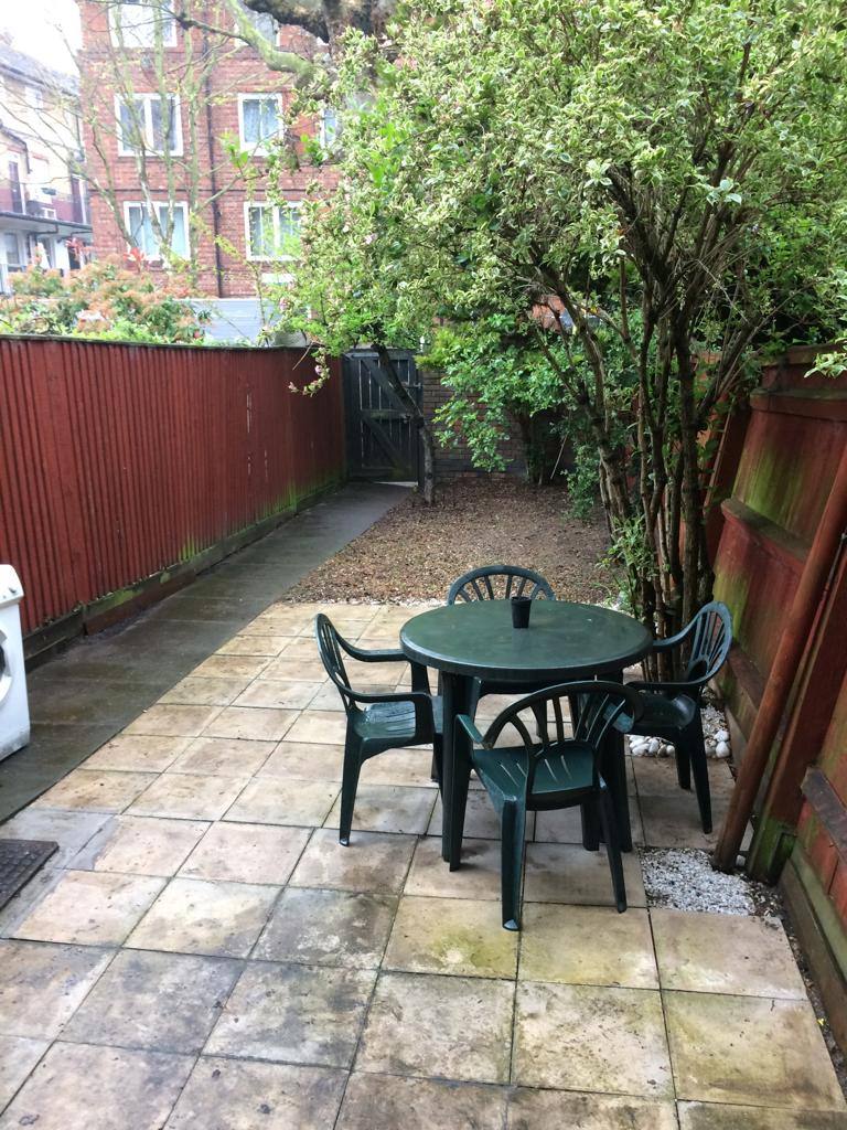 AFFORDABLE double room in ELEGANCE FLAT