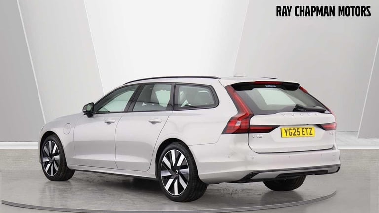 2025 Volvo V90 2.0 T6 [350] PHEV Plus Dark 5dr AWD Auto ESTATE PETROL/ELECTRIC Automatic