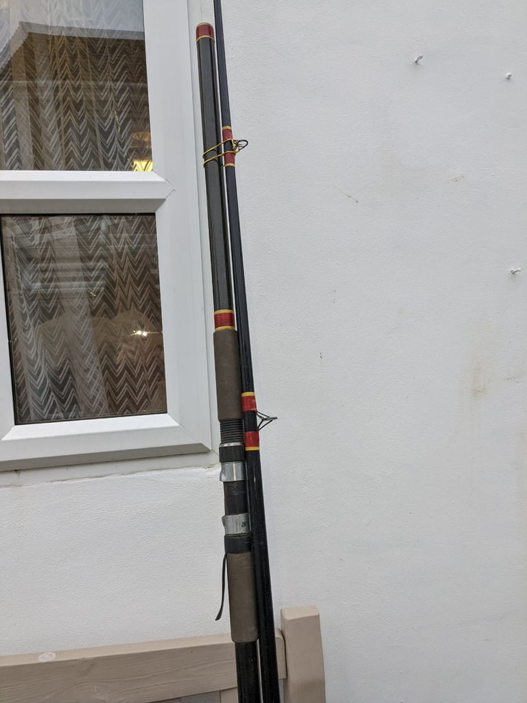conoflex beachcaster fishing rod in good condition 