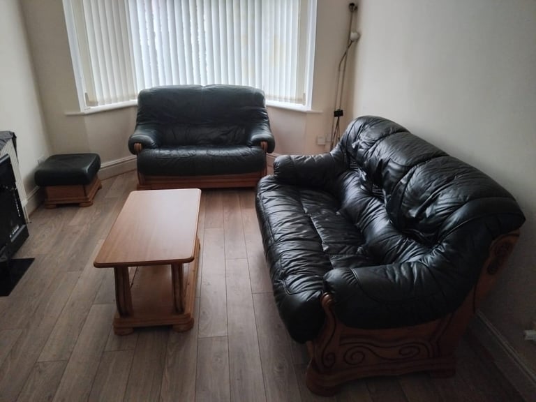 image for Sofa set 3&2