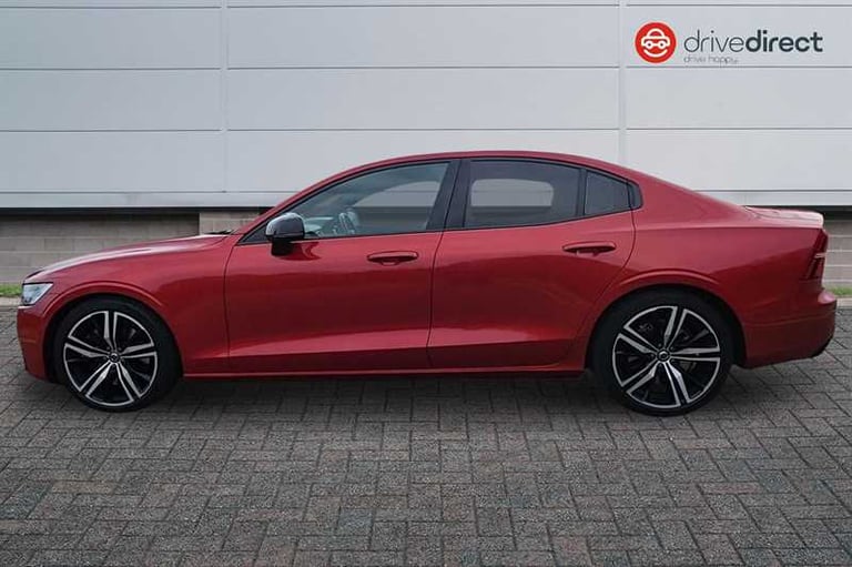 2022 Volvo S60 2.0 B5P R DESIGN 4dr Auto SALOON PETROL Automatic