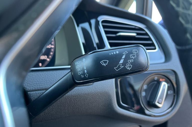 2018 Volkswagen Golf 2.0 TDI 184 GTD 5dr- Heated Front Seats Manual Hatchback Diesel Manual