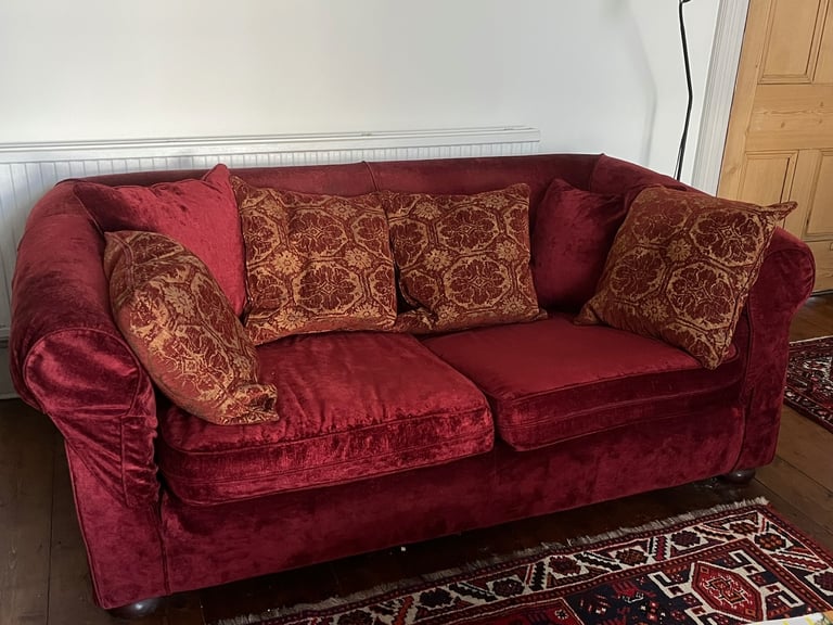 image for Three seater Chesterfield style sofa