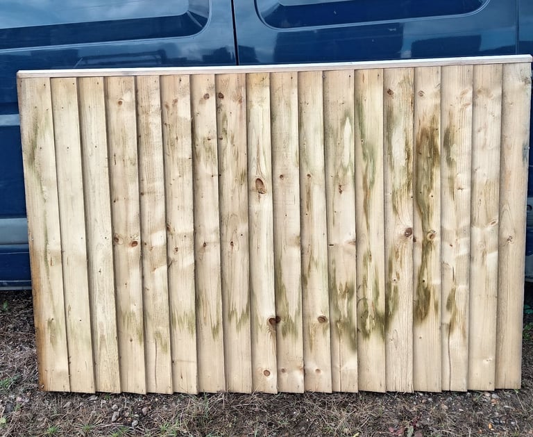 New fetheredge panels 6x4