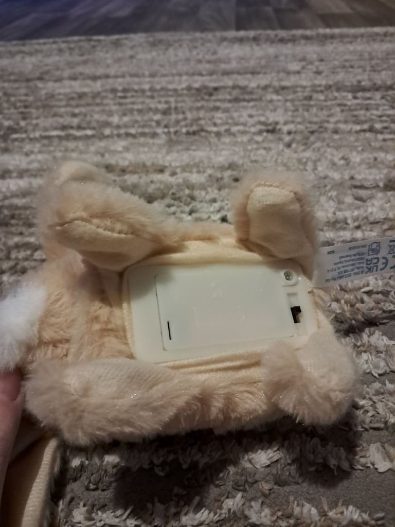 Little Live Pets Mama Surprise S4 Minis Bunnies and interactive bunny