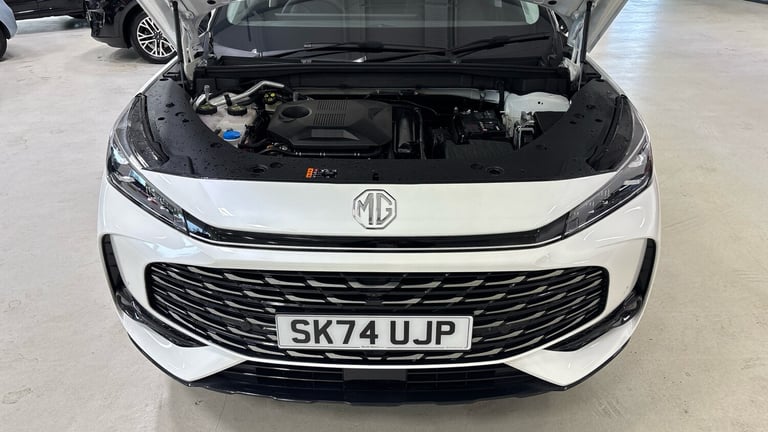 2024 MG MG HS 1.5 T-GDI Trophy 5dr DCT Petrol Hatchback Hatchback Petrol Automatic