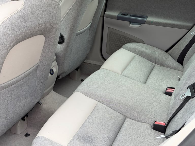 2007 Volvo V50 1.6D S 5dr ESTATE Diesel Manual