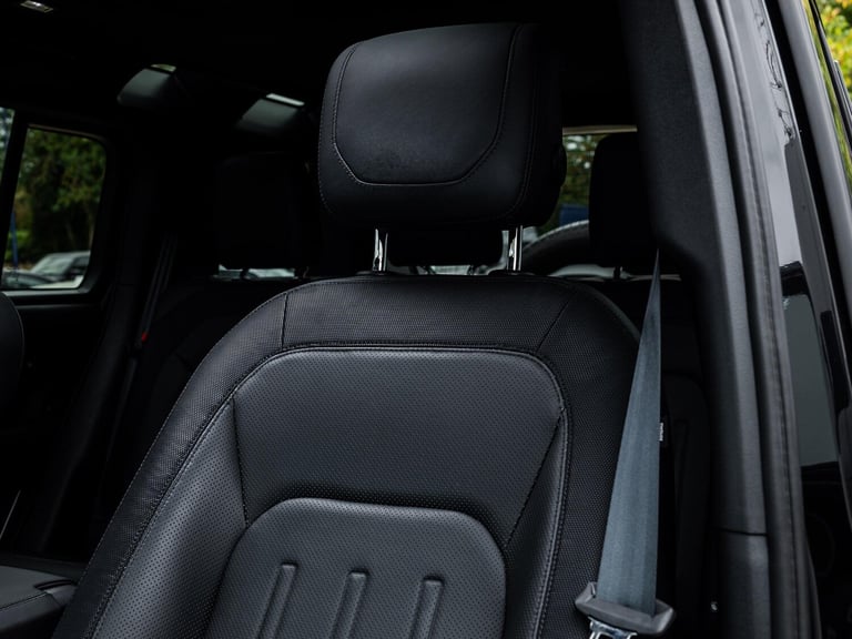 2021 Land Rover Defender 110 2.0 P300 X-Dynamic HSE Auto 4WD Euro 6 (s/s) 5dr ESTATE Petrol Autom...