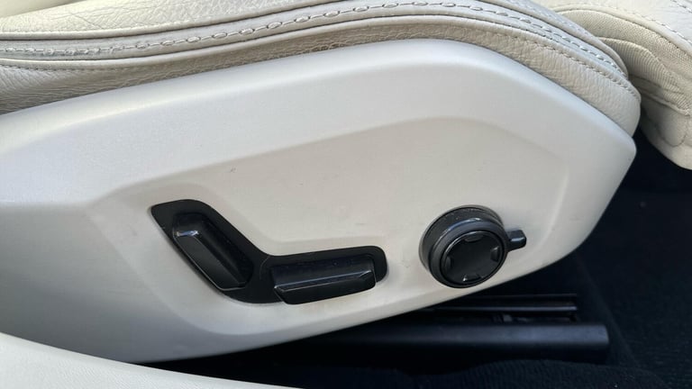 2020 Volvo V90 2.0 D5 Cross Country Plus 5dr AWD Geartronic ESTATE DIESEL Automatic