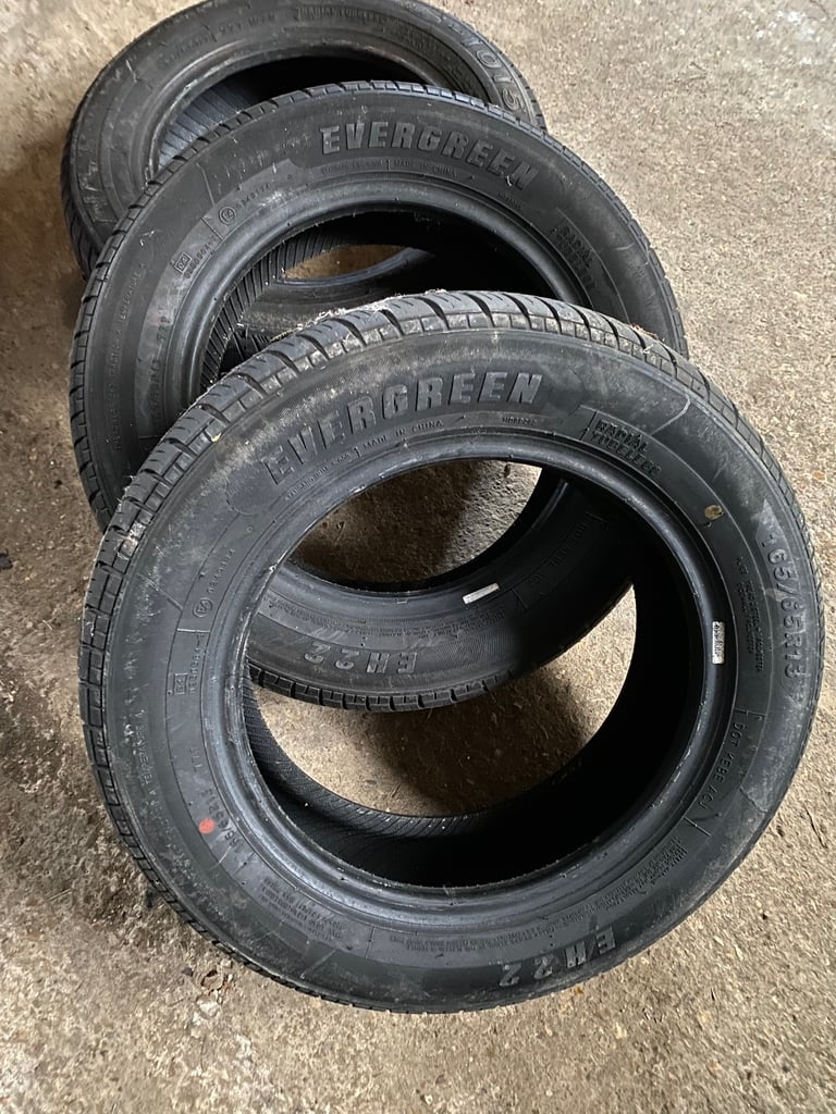 3 car tyres