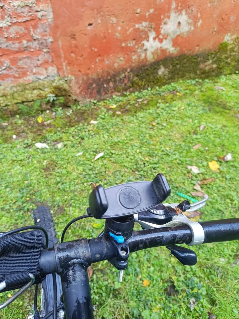 Bike in Excellent Condition + Free Accessories