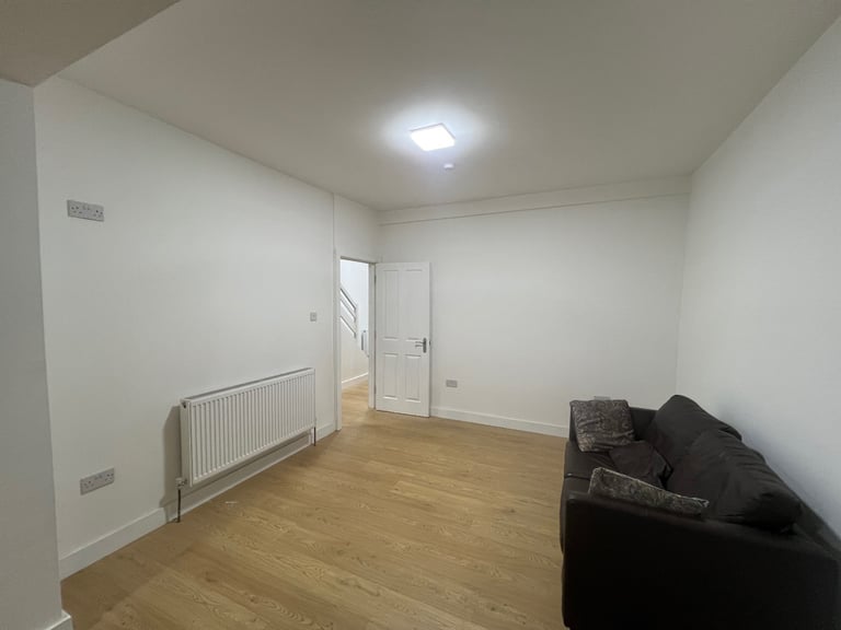 4 bed | IG3 8LB | £2400 | DSS Accepted