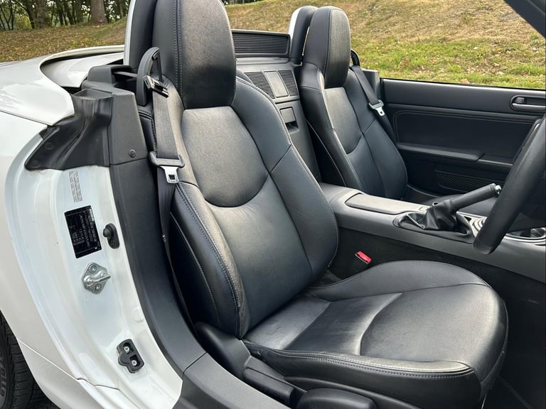 2013 Mazda MX5 2.0 Roadster Sport Tech - Lovely Example