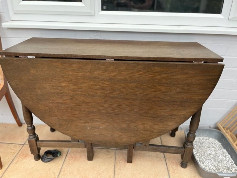 image for Folding dining table