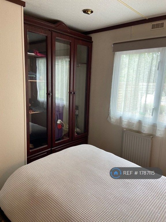 1 bedroom house in Avon Cottages, Saltford, Bristol, BS31 (1 bed) (#1787115)