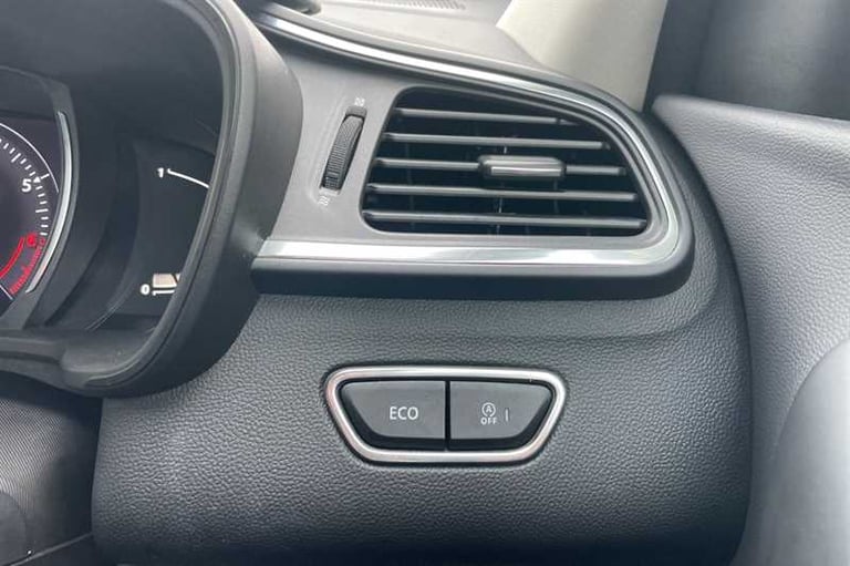 2019 Renault Kadjar 1.3 TCe Iconic SUV 5dr Petrol EDC Euro 6 (s/s) (140 ps) SUV Petrol Automatic