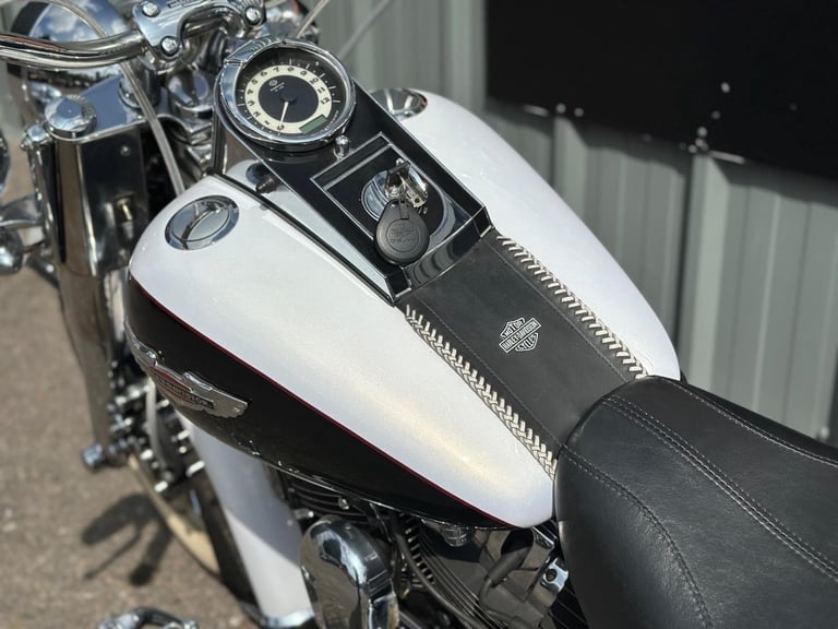 2007 HARLEY-DAVIDSON FLSTNI SOFTAIL DELUXE