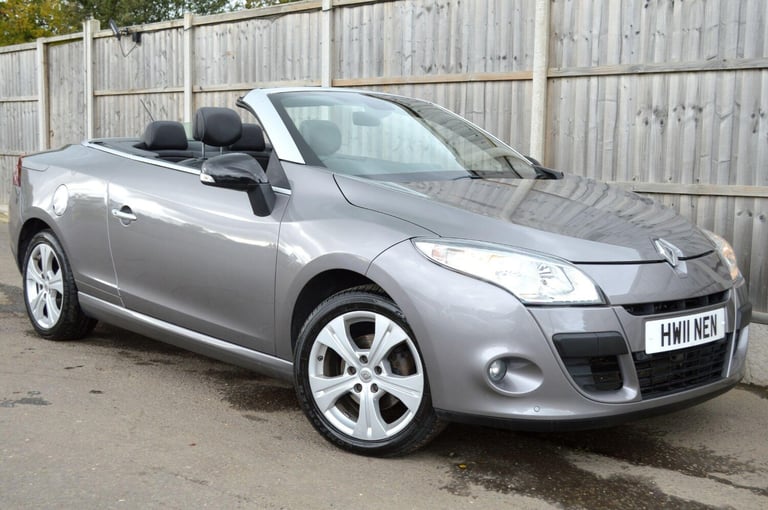 2023 Renault MEGANE DYNAMIQUE TOMTOM V 2.0 16V Dynamique TomTom CVT Euro 5 2dr PETROL Automatic