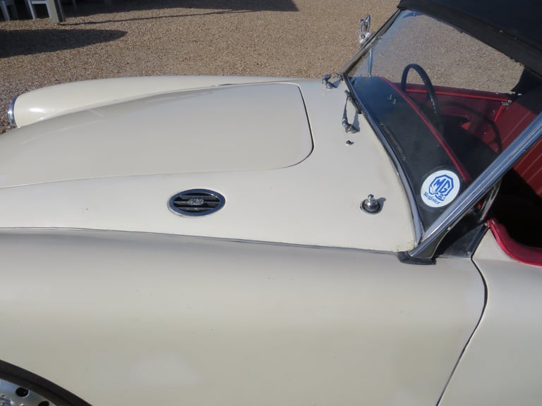 1959 MG MGA ROADSTER Convertible Petrol Manual
