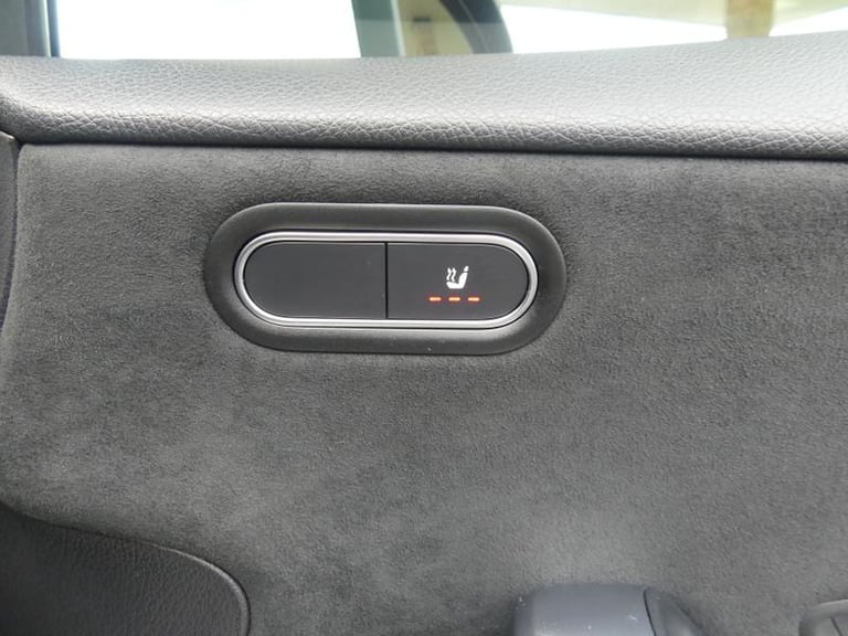 2020 Mercedes-Benz A-Class 1.3 A200 AMG Line Hatchback 5dr Petrol Manual Euro 6 (s/s) (163 ps) Ma...