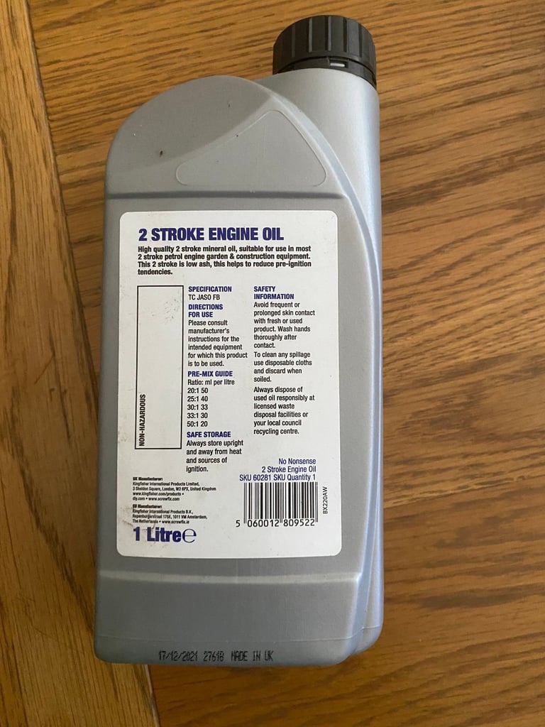 Chainsaw 2 Stroke Oil and Fuel Mixing Bottle