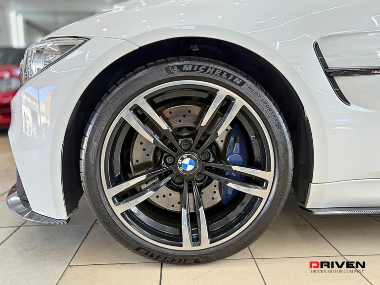 HUGE SPEC! BMW M3 3.0 BiTurbo DCT 4DR SALOON + CARBON + RED LTHR + FREE&nbsp;DELIVERY